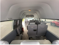 TOYOTA HIACE COMMUTER 2000