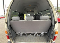 TOYOTA HIACE COMMUTER 2000