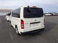 TOYOTA HIACE VAN 2012