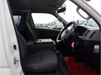 TOYOTA HIACE VAN 2012