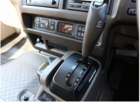 MITSUBISHI FUSO ROSA 2005