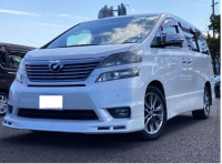 TOYOTA VELLFIRE 2011