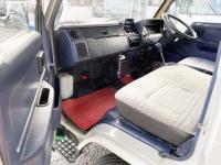 TOYOTA HIACE TRUCK 1990