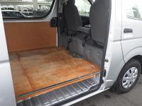 TOYOTA HIACE VAN 2017