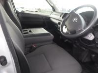 TOYOTA HIACE VAN 2017