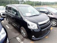 Used TOYOTA NOAH