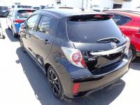 TOYOTA VITZ 2015