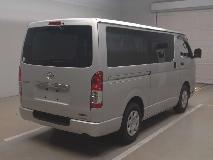 TOYOTA HIACE VAN 2021