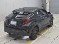 TOYOTA C-HR 2021
