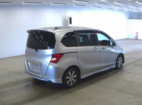 HONDA FREED 2009