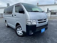 TOYOTA HIACE VAN 2015