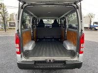 TOYOTA HIACE VAN 2015