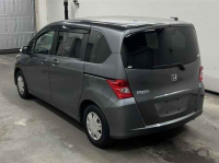 HONDA FREED 2010