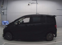 HONDA FREED 2010