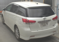 TOYOTA WISH 2010