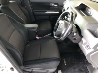 TOYOTA COROLLA RUMION 2010