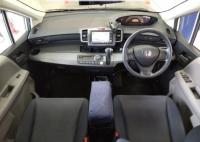 HONDA FREED 2010