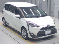 TOYOTA SIENTA 2016