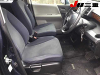 HONDA FREED 2009