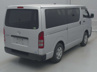 TOYOTA REGIUS VAN 2017