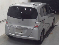 HONDA FREED 2012