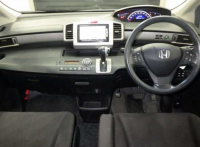 HONDA FREED 2012