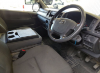 TOYOTA REGIUS VAN 2015