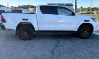 TOYOTA HILUX 2023