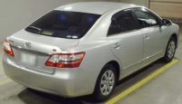 TOYOTA PREMIO 2013