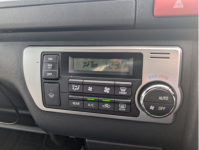 TOYOTA HIACE COMMUTER 2024