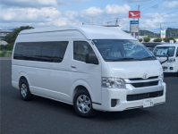 Used TOYOTA HIACE COMMUTER