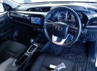 TOYOTA HILUX 2022