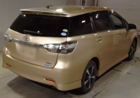 TOYOTA WISH 2013