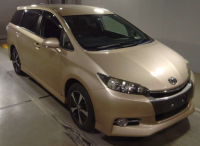 TOYOTA WISH 2013