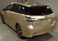 TOYOTA WISH 2013