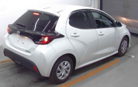 TOYOTA YARIS 2024
