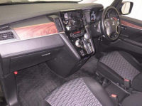 MITSUBISHI DELICA D:5 2021