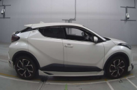 TOYOTA C-HR 2017