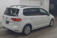 VOLKSWAGEN GOLF TOURAN 2016