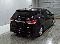 TOYOTA WISH 2010