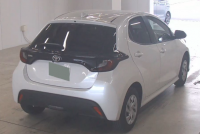 TOYOTA YARIS 2024
