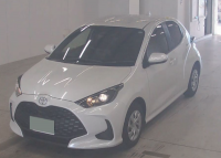 TOYOTA YARIS 2024