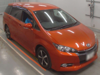 TOYOTA WISH 2016