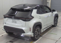 TOYOTA YARIS CROSS 2025