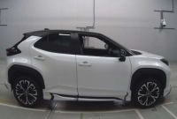 TOYOTA YARIS CROSS 2025