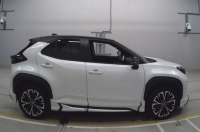 TOYOTA YARIS CROSS 2024