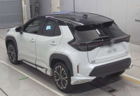 TOYOTA YARIS CROSS 2024