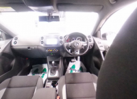 VOLKSWAGEN TIGUAN 2015