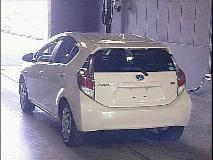 TOYOTA AQUA 2015