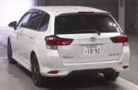 TOYOTA COROLLA FIELDER 2015